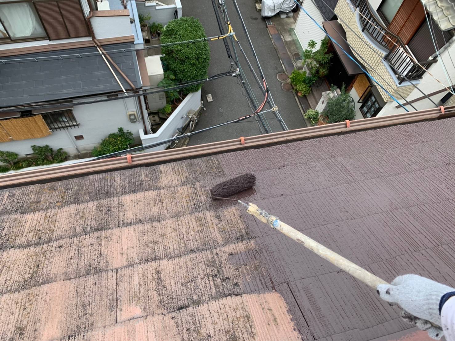 【屋根塗装 作業風景】
